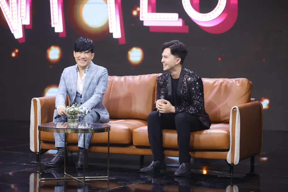 Quang Hà và Nam Cường chia sẻ với chương trình. Quang Hà và Nam Cường chia sẻ với chương trình.