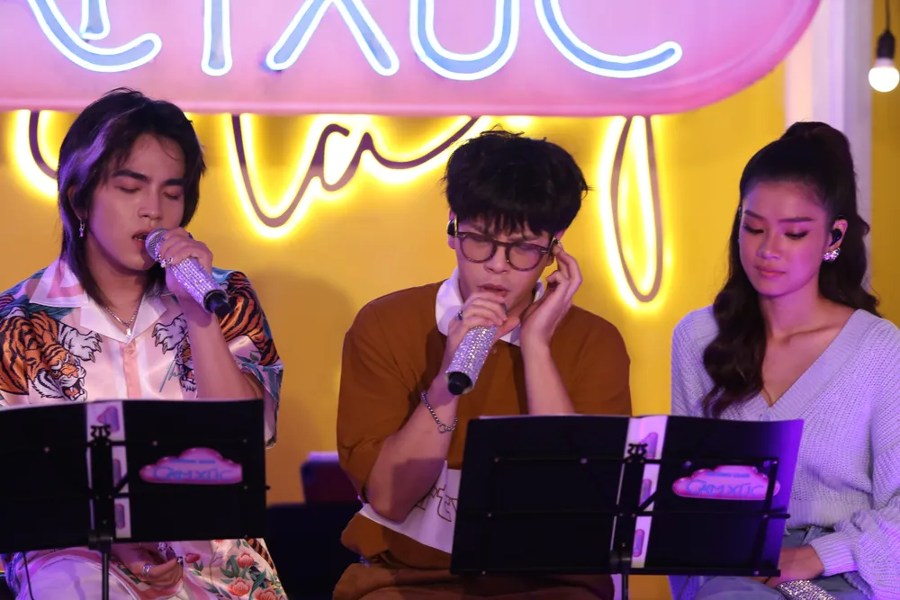 Ngô Đình Nam với ca khúc Thích em hơi nhiều.