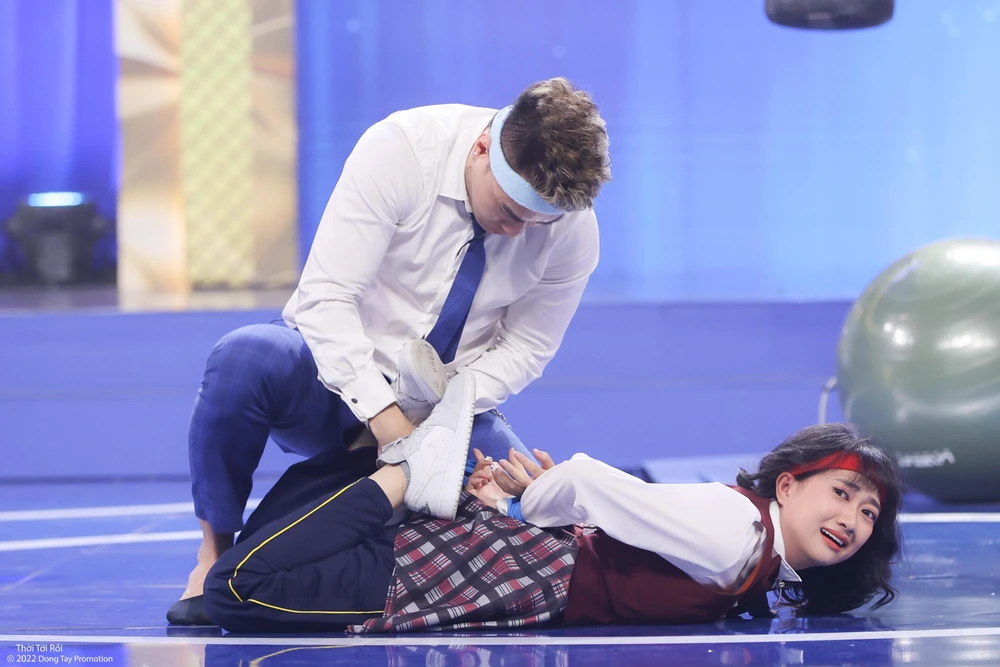 Vòng diễn xuất tức thời.