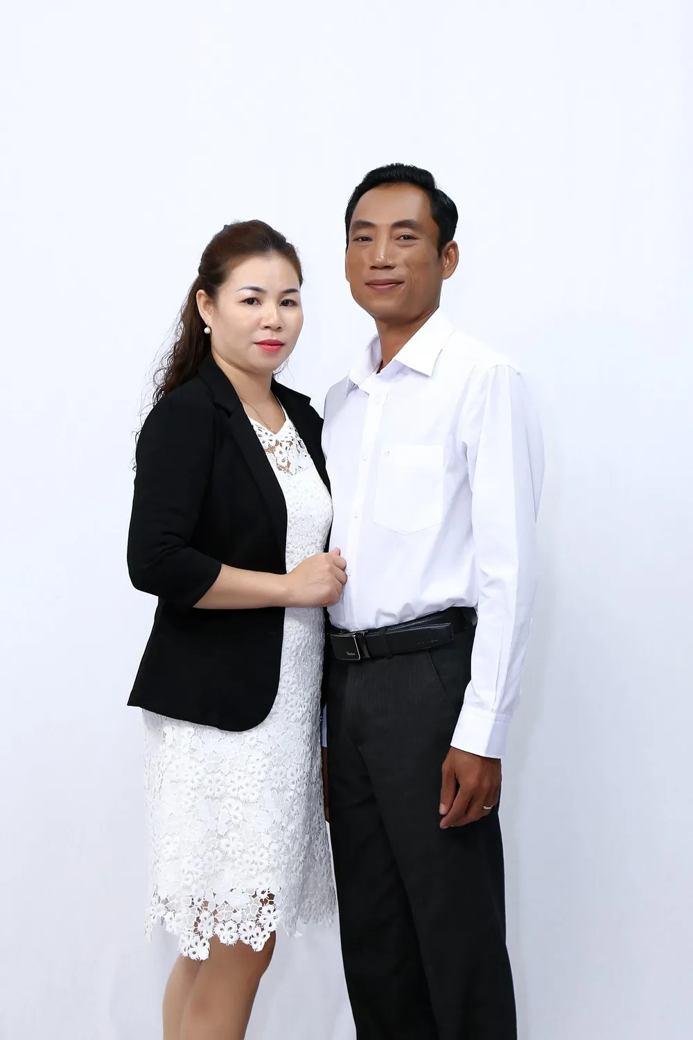 Anh Trần Anh Dũng và chị Triệu Thị Tú Hợi Ảnh: SV Anh Trần Anh Dũng và chị Triệu Thị Tú Hợi Ảnh: SV