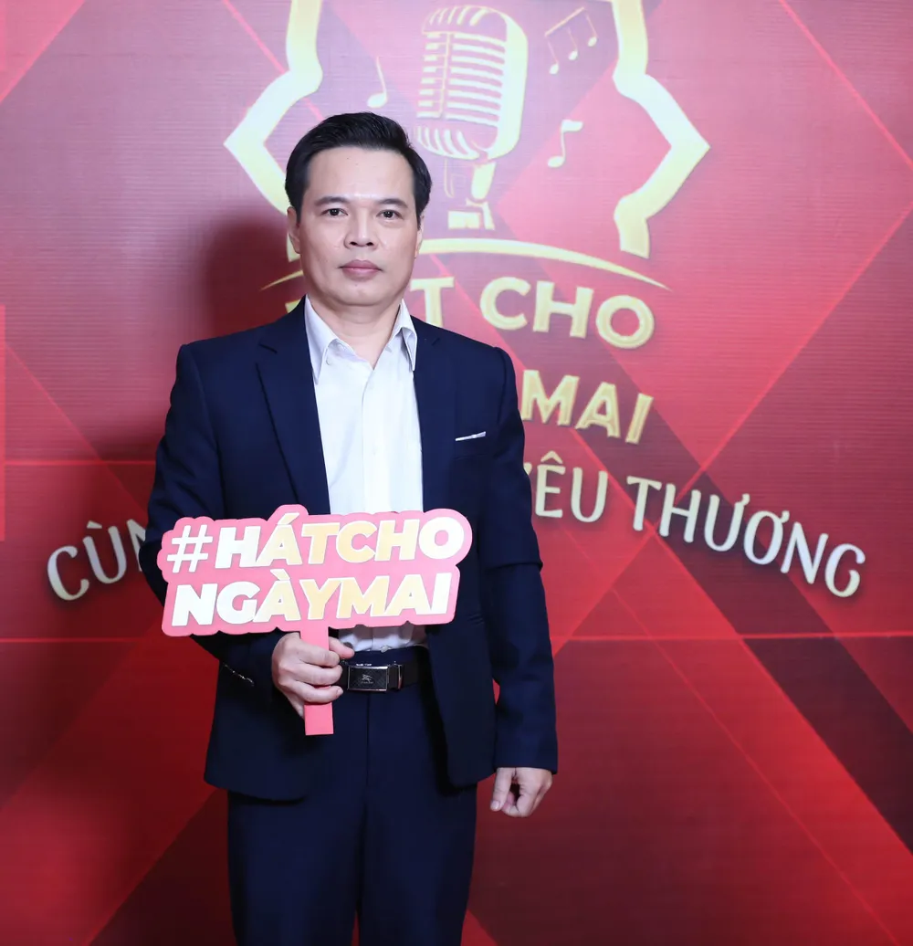 Bác sĩ Dương Chí Lực. Bác sĩ Dương Chí Lực.