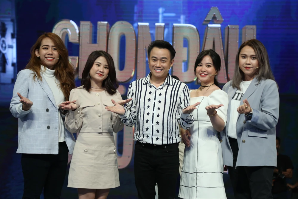 Đội diễn viên hữu tín. Ảnh: CTCC