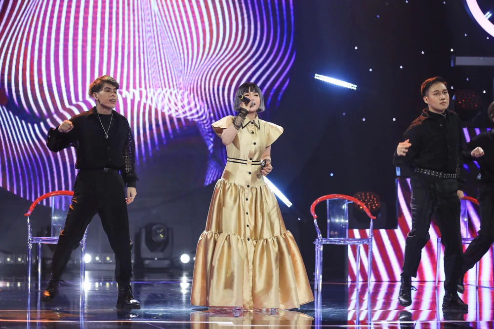 Bảo Yến Rosie với ca khúc Sợ.