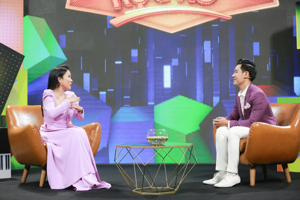 NSƯT Vân Khánh chia sẻ với chương trình.