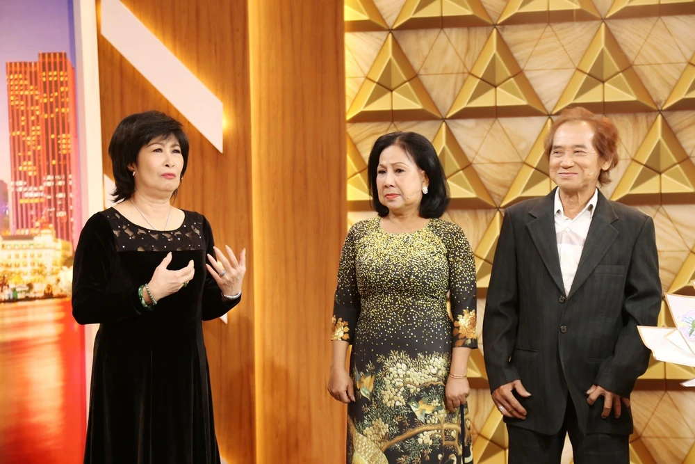 NSƯT Kim Phương chia sẻ tại chương trình.