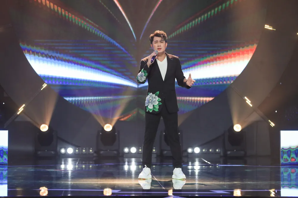 Ca sĩ Lâm Vũ với ca khúc Thuở ấy có em.