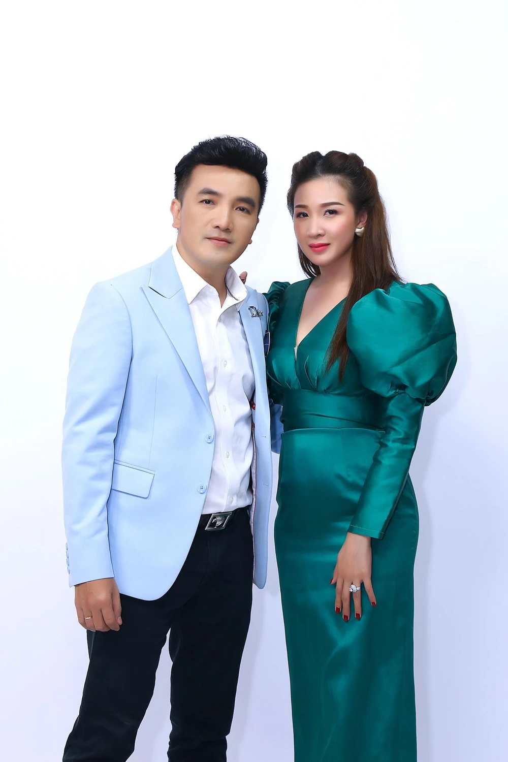 Dương Ngọc Thái và Triệu Ái Vy.