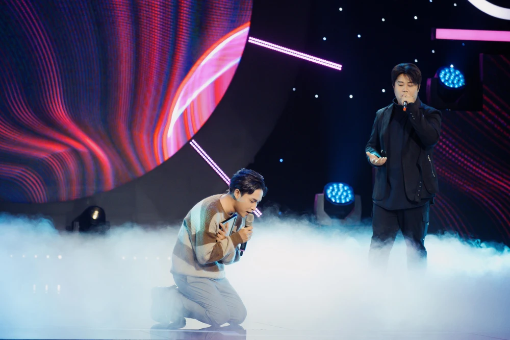 Trương Trần Anh Duy và Tikull Đặng.