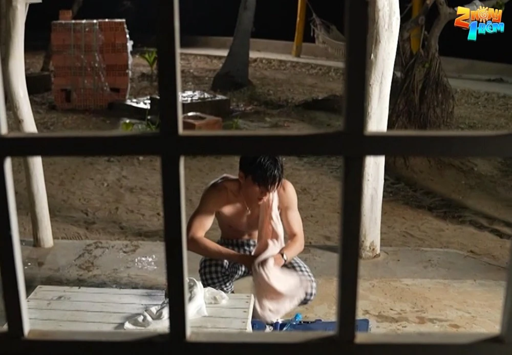 Cast hieuthuhai với body không chút mỡ thừa.