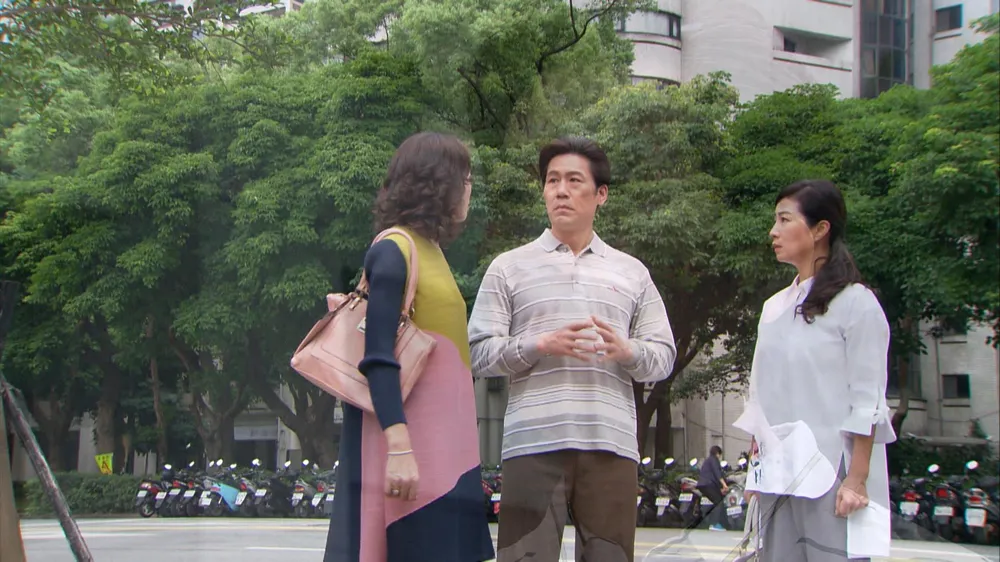 Một diễn biến khác trong phim. Một diễn biến khác trong phim.