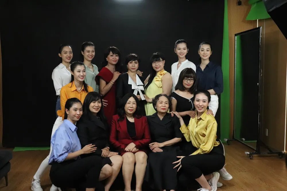 Hình ảnh món quà tinh thần từ các thí sinh.