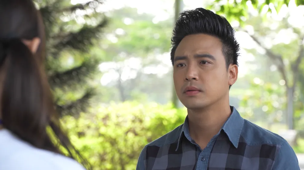 Khôi đến mời đám cưới Yến Khôi đến mời đám cưới Yến