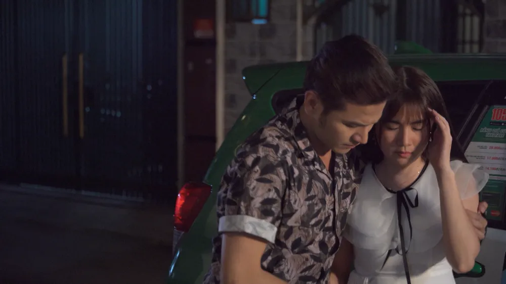 Thiên ở lại chăm sóc Thanh Vân. Thiên ở lại chăm sóc Thanh Vân.