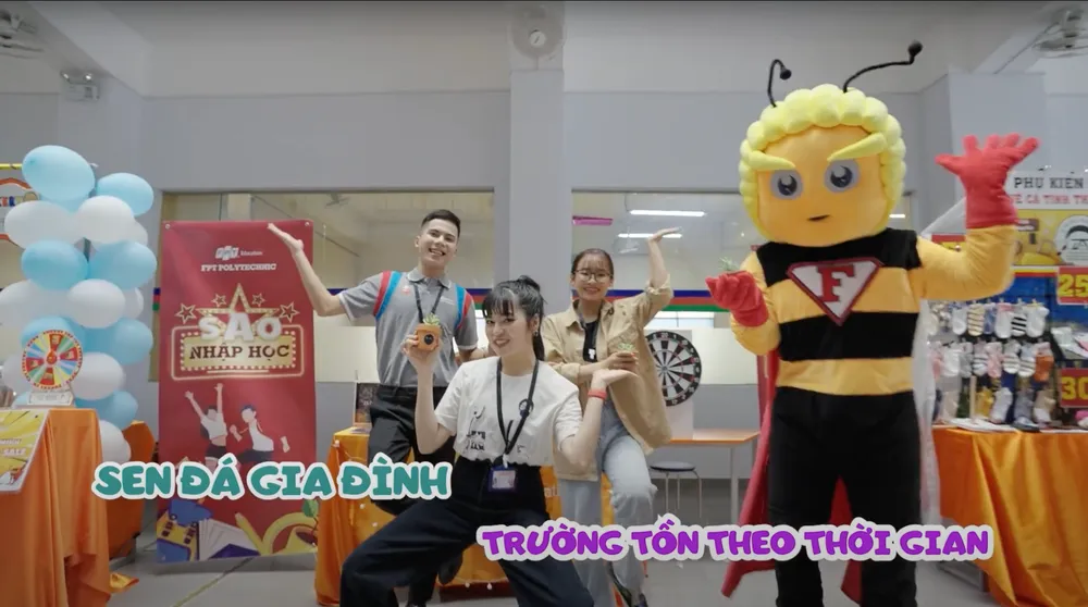 Hình ảnh trong thử thách bán hàng. Hình ảnh trong thử thách bán hàng.