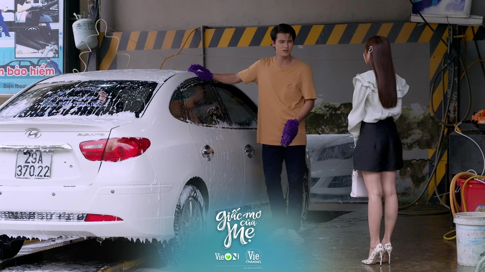 Thanh Hằng và Kiên Cường gặp nhau.