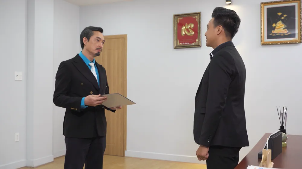 Đăng Khôi bị ông Hà phát hiện. Đăng Khôi bị ông Hà phát hiện.