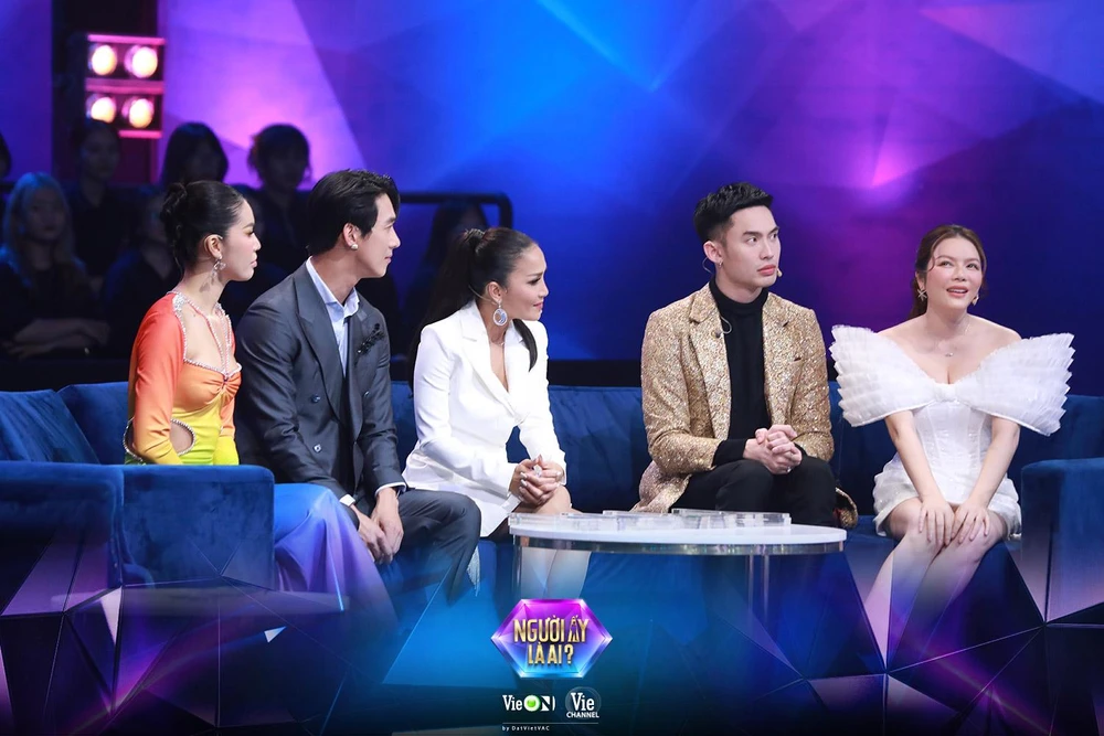 Cố vấn trong chương trình.