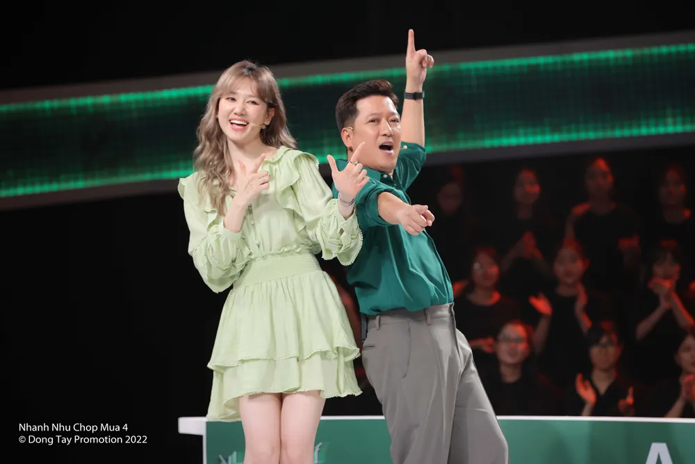 MC Trường Giang và Hari Won. Ảnh: CTCC