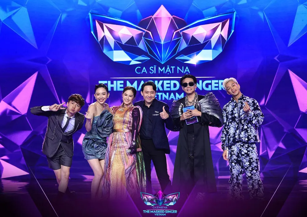 Lương Bích Hữu là gương mặt lộ diện trong tập 7. Lương Bích Hữu là gương mặt lộ diện trong tập 7.