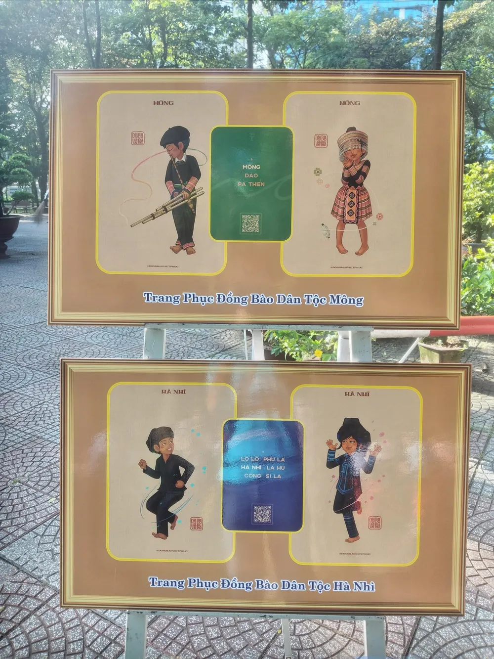 Các hình ảnh di tích lịch sử văn hóa và trang phục đồng bào các dân tộc thiểu số Việt Nam và các đồng bào dân tộc thiểu số sinh sống trên địa bàn quận Tân Bình.