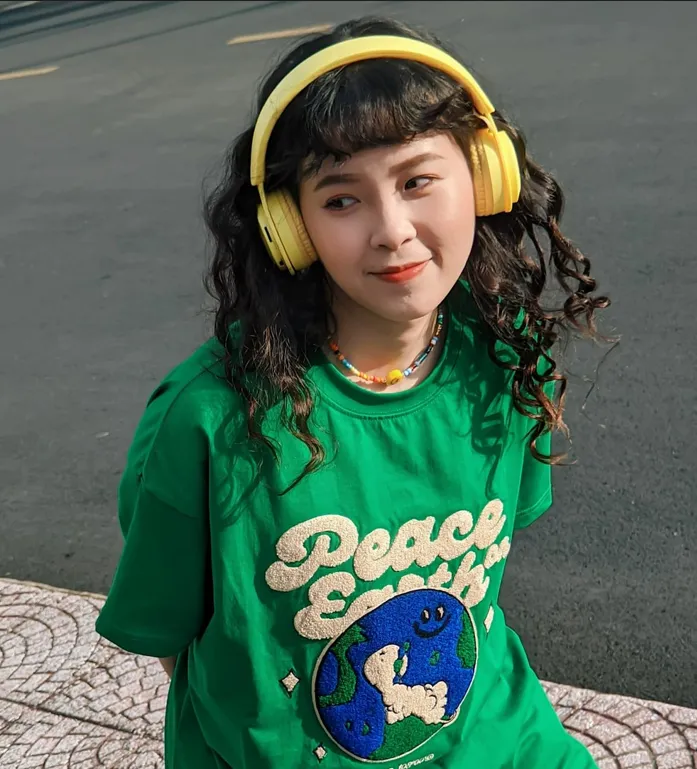 Thúy Kiều, thành viên được nhiều khán giả biết đến khi tham gia chương trình Thách Thức Danh Hài: 28 tuổi.