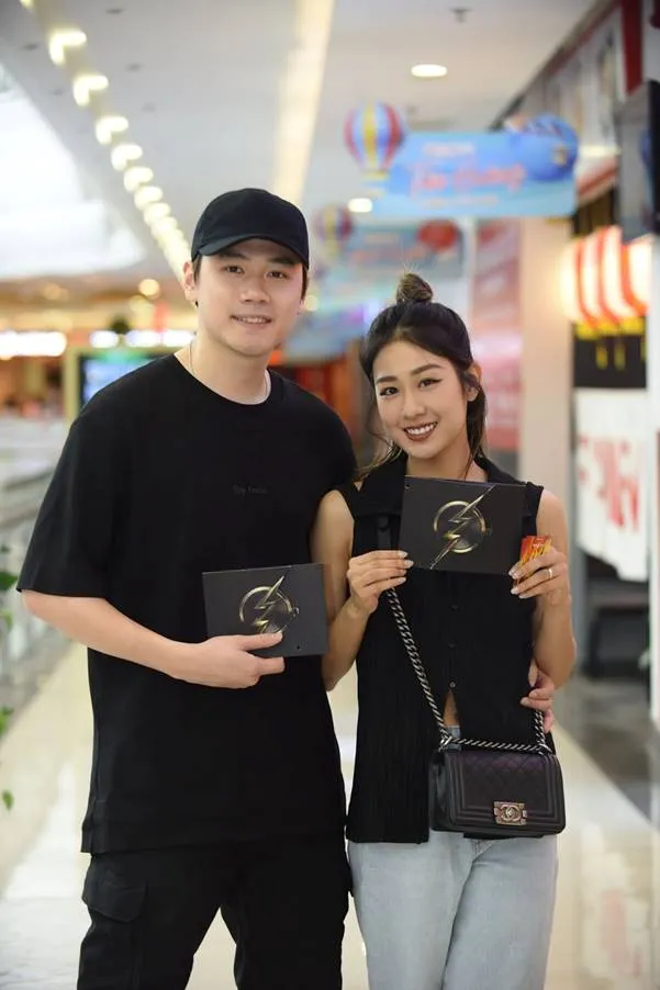 Cặp đôi Tùng Sơn - Trang Lou.