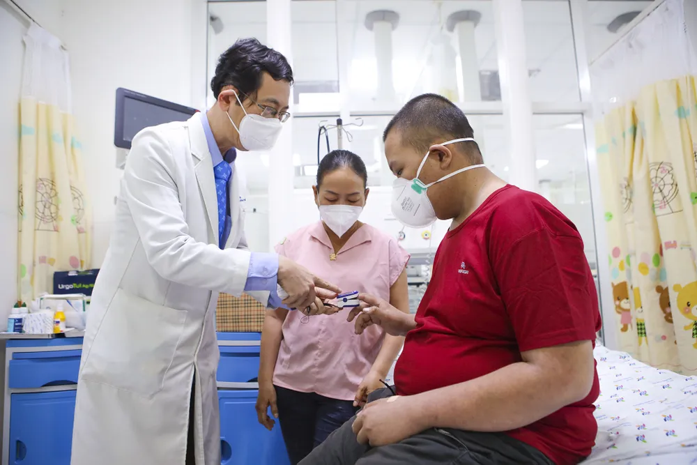 Nghị lực của bé trai nặng 120 ký chiến thắng COVID-19 ảnh 10 Nghị lực của bé trai nặng 120 ký chiến thắng COVID-19 ảnh 10