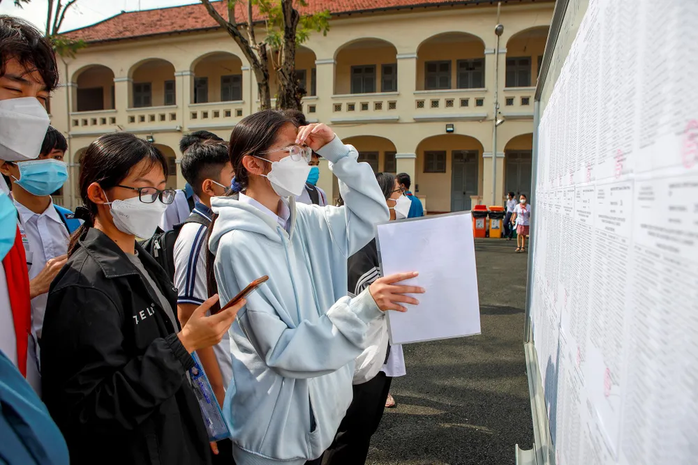 Đặc biệt tại ngôi trường chuyên này, năm nay nhiều em học sinh ở tỉnh đăng ký dự thi.