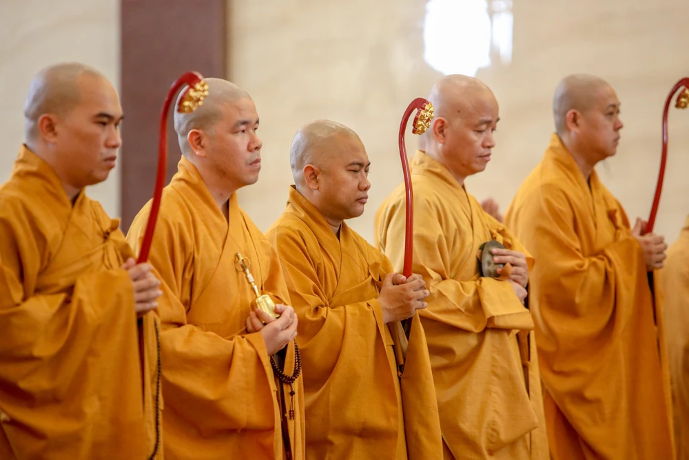 Theo quan niệm Phật giáo, bằng Phật lực gia trì, năng lực cầu nguyện của chư Tôn đức Tăng Ni, cũng như các phật tử ở nơi đây sẽ giúp an ủi những linh hồn đã khuất.