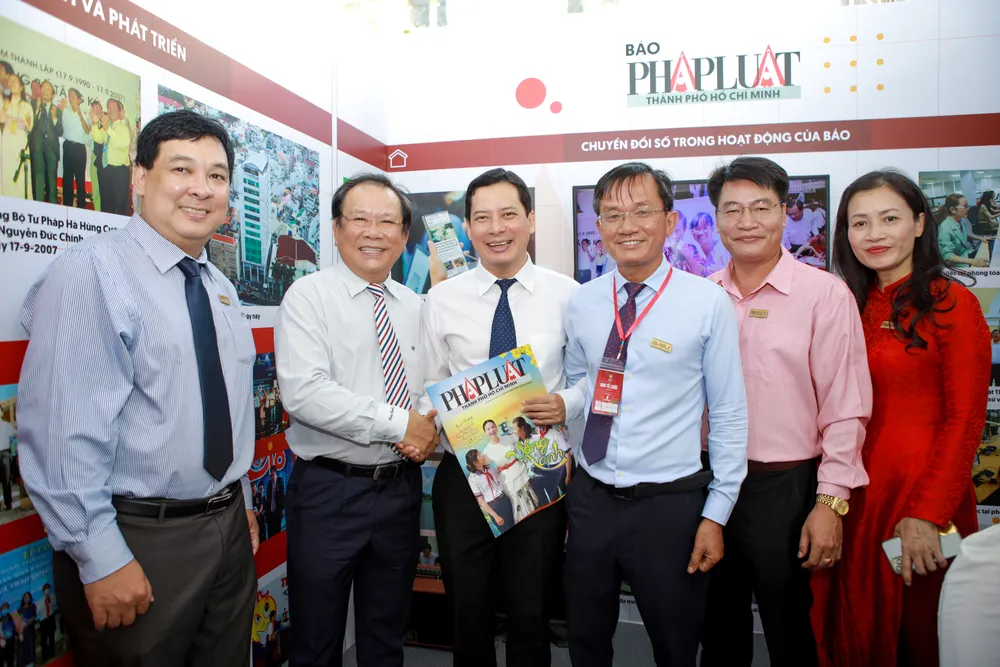 Hoi-bao-chi-toan-quoc 18.jpg