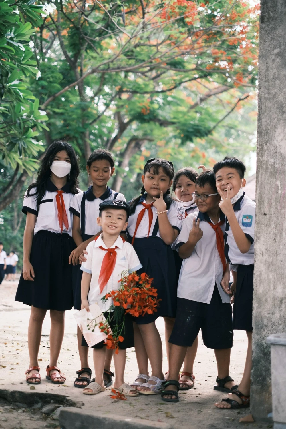 Ông bố trẻ tặng con bộ ảnh mùa hè, xem qua ai cũng muốn một vé đi tuổi thơ