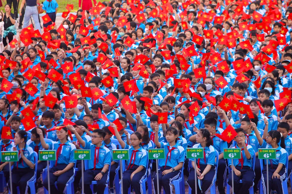 Lễ khai giảng năm học mới của trường THCS đầu tiên phường Bình Trị Đông B