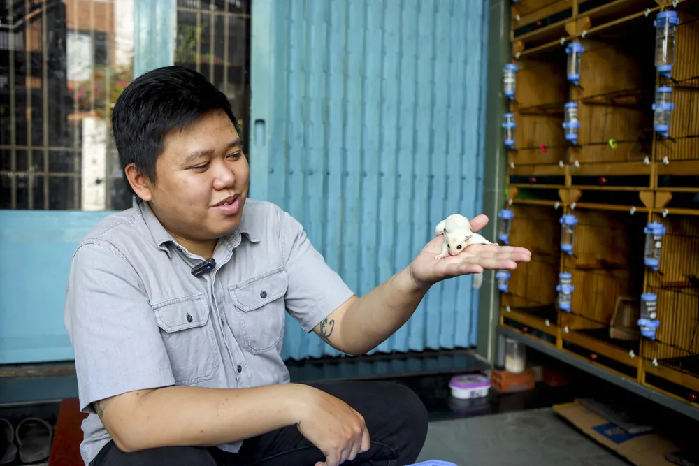 Trần Quốc Định Hưng, 30 tuổi - một chàng trai trẻ sống tại quận Bình Tân, TP.HCM là một người đam mê nuôi sóc bay Úc