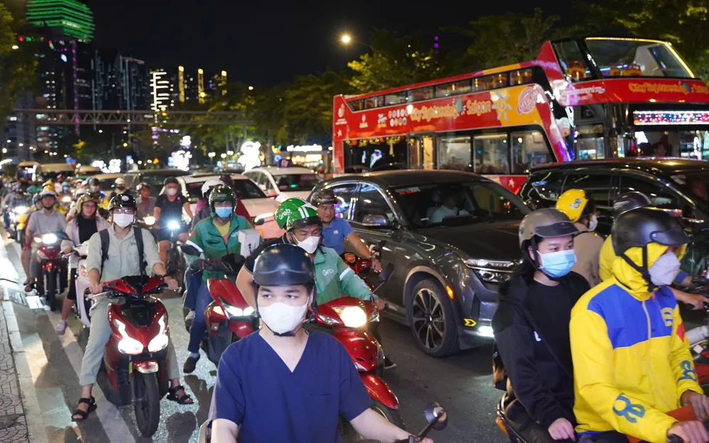 phao-hoa-chao-nam-moi (16).jpg