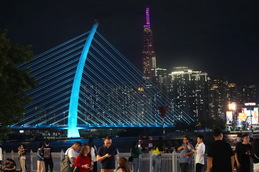 phao-hoa-chao-nam-moi (23).jpg