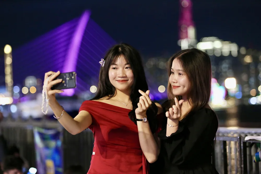 phao-hoa-chao-nam-moi (24).jpg