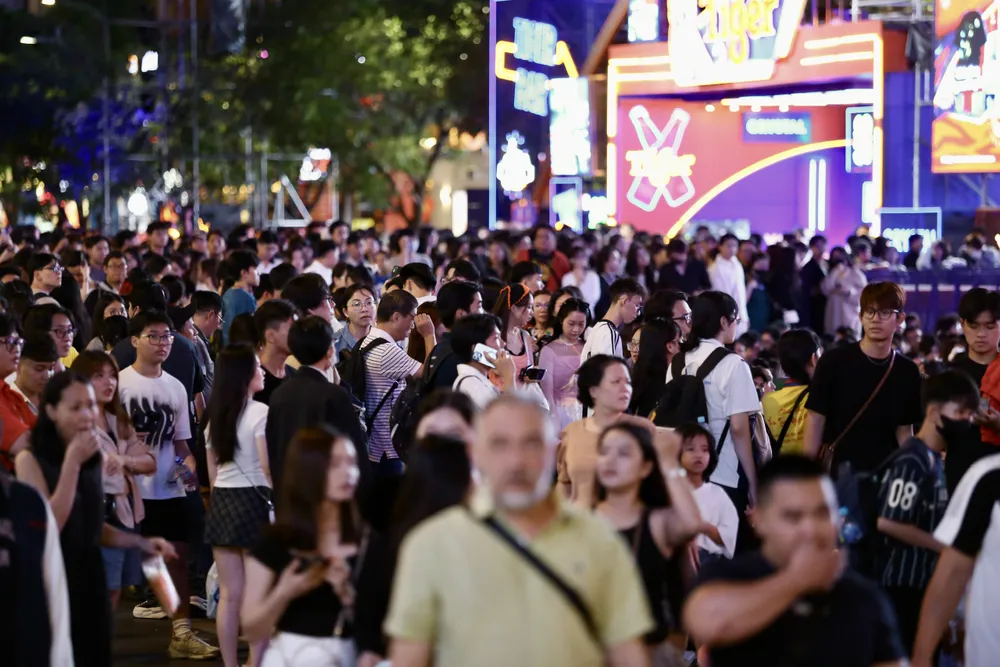 phao-hoa-chao-nam-moi (29).jpg