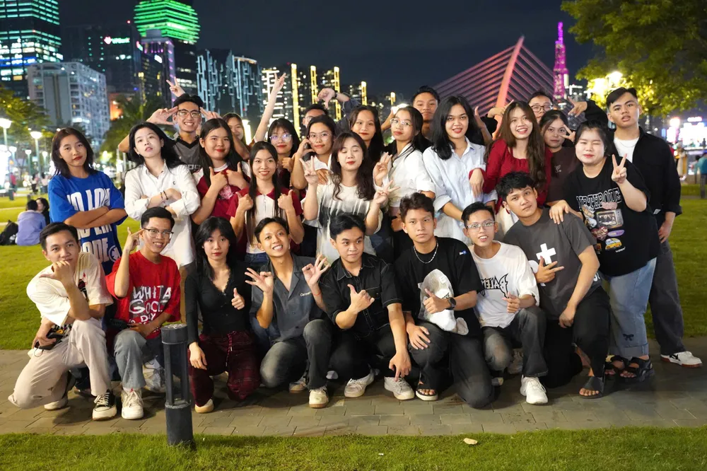 phao-hoa-chao-nam-moi (3).jpg