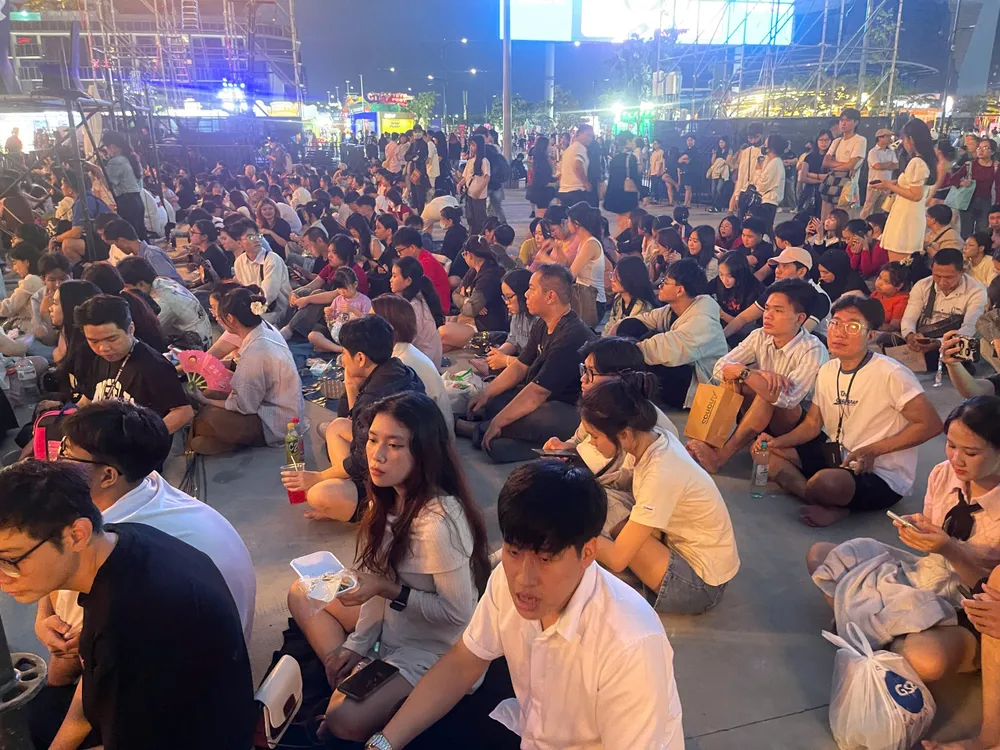 phao-hoa-nam-moi (1).jpg