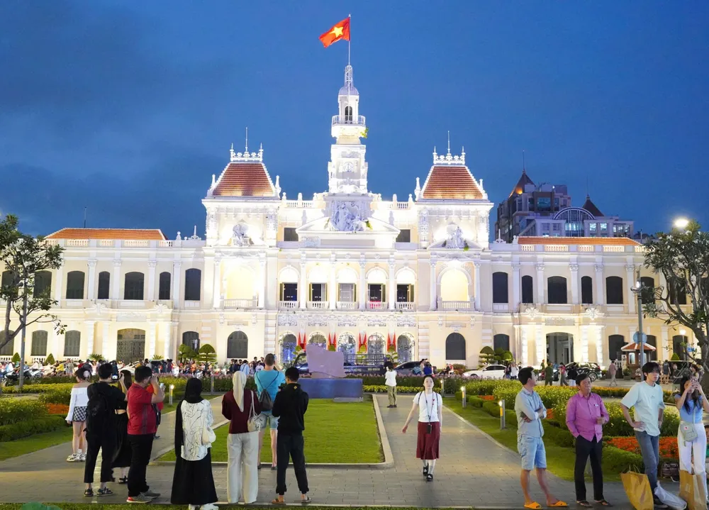 phao-hoa-nam-moi (11).jpg