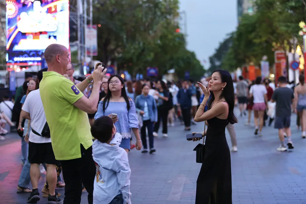 phao-hoa-nam-moi (4).jpg