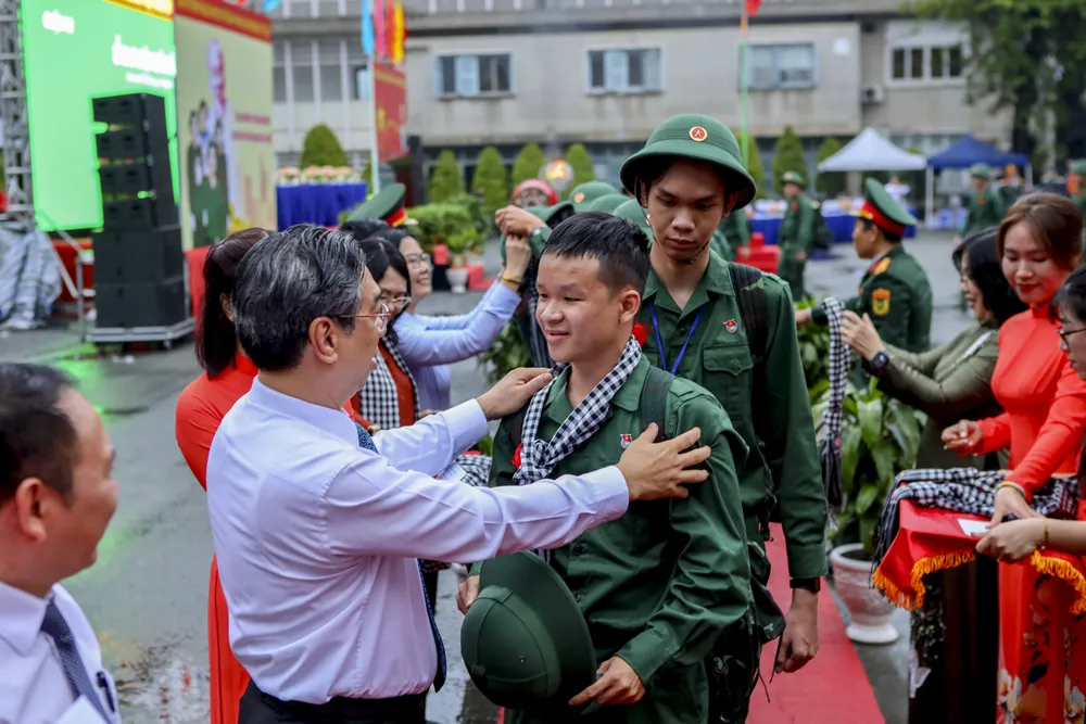 len-duong-nhap-ngu-quan-10 (22).jpg