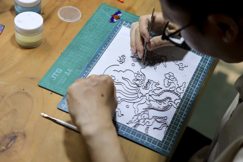 9X Sài Gòn chinh phục nghệ thuật pháp lam thất truyền