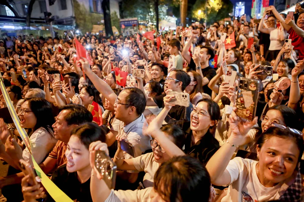 dieu binh 30-4- nguoi dan va chien si (10).jpg