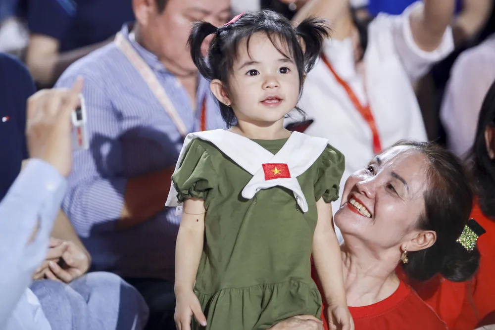 dieu binh 30-4- nguoi dan va chien si (6).jpg