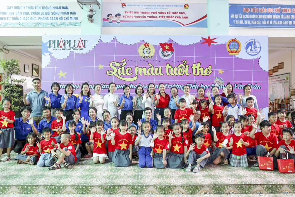 Khoảnh khắc học sinh Bình Chánh vui tết Thiếu Nhi 1-6