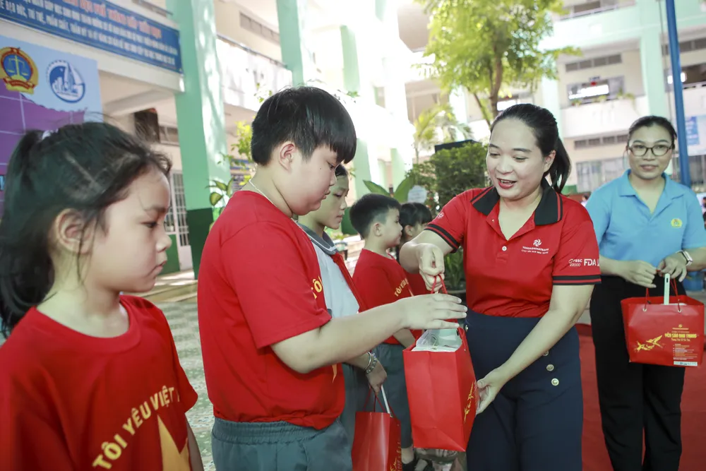 tet thieu nhi 1-6 21.jpg