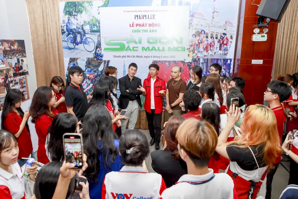 Phat dong cuoc thi anh (5).jpg