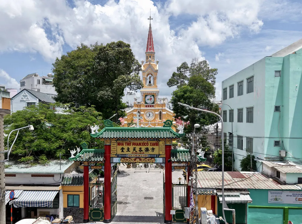 Phường Chợ Lớn: Từ hội quán người Hoa đến trái tim y tế phương Nam