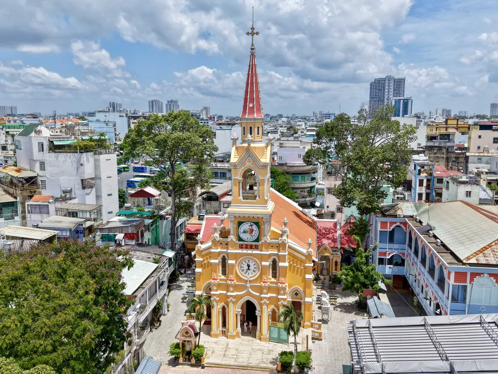 Phường Chợ Lớn: Từ hội quán người Hoa đến trái tim y tế phương Nam